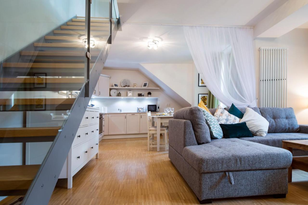 Modern Charvatova Apartmán